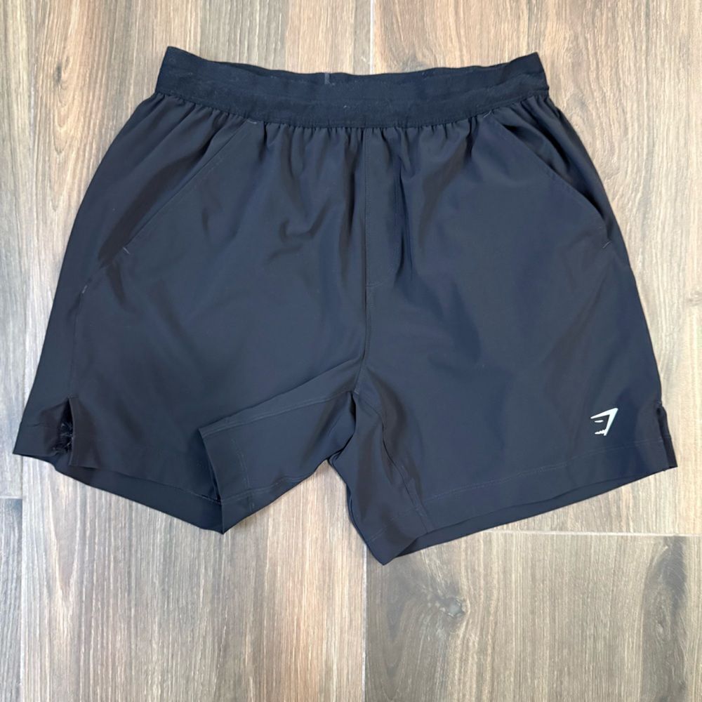 GymShark Women’s Small Black Gym Shorts with drawstring and pockets 5.5” inseam